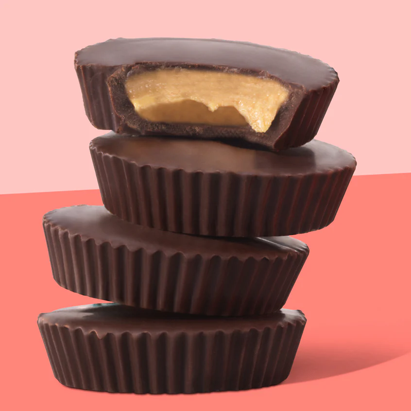 Dark chocolate peanut butter cups - grab & go box - Image 3